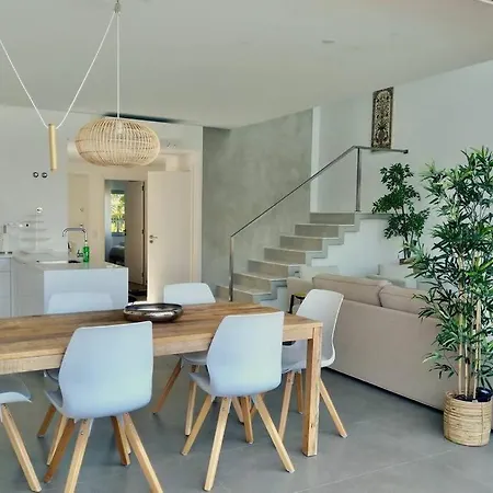 ヴィラ Ray Design